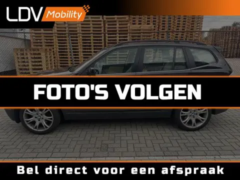 BMW X3 3.0SI HIGH EXECUTIVE / Uniek km-stand / Documentatie aanwezig / Super mooie auto.