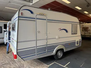 TEC Travel King 390 ATF TREINZIT VASTBED VOORTENT