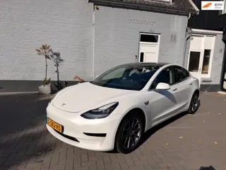 Tesla Model 3 Standard RWD | 60 KW | PANO | LEER |