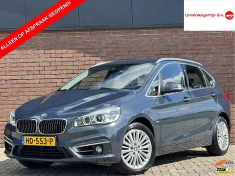 BMW 2 Serie Active Tourer 218I LUXURY | NL-AUTO! | TREKHAAK!