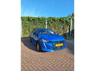 Peugeot E-208 | 11kW | Warmtepomp | ACC | Camera | Stoelverwarming