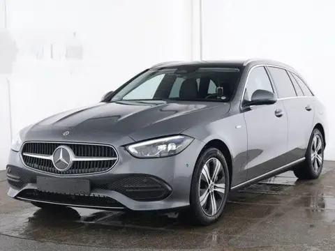 Mercedes-Benz C-Klasse Estate 300e T AVANTGARDE ** LED, PANO, DISTR, TREKH, MEM, BURMESTER, 17-inch 