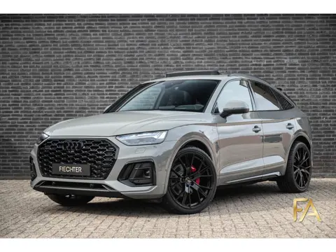 Audi Q5 Sportback 55 TFSI e S edition Competition Nardo|22Inch|Pano|SQ5 Look|Massage|Carbon