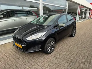 Ford Fiesta 1.0 Style | Airco | Elektrische ramen | Cruise control | APK tot 19-08-2027 |