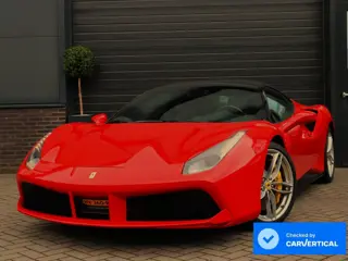 Ferrari 488 3.9 GTB HELE | LED shift indicators | Carbon Stuur | Lift | NL auto
