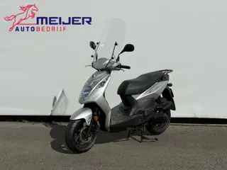 SYM Bromscooter Orbit II Windscherm | Slechts 136 KM !!