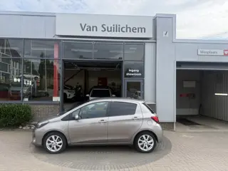 Toyota Yaris 1.5 Hybrid Lease (bj 2015, automaat)