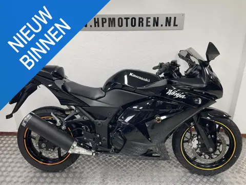 Kawasaki NINJA 250 R 250R BLACK BOVAG GARANTIE 1e Eigenares