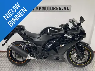 Kawasaki NINJA 250 R 250R BLACK BOVAG GARANTIE 1e Eigenares