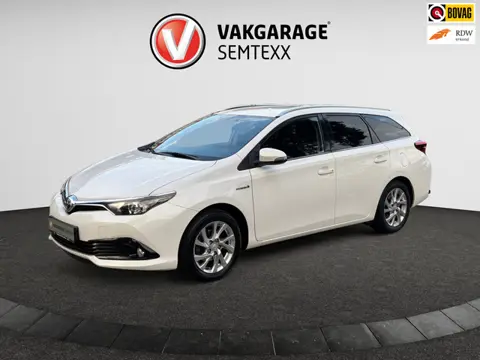 Toyota Auris Touring Sports 1.8 Hybrid Business Plus | Automaat | Clima | Camera | Navi | Trekhaak V