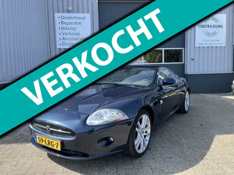 Jaguar XK 4.2 V8 Coupé