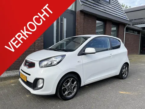 Kia Picanto 1.0 CVVT Comfort Pack AIRCO | LICHTMETALEN VELGEN | NAV | ELEC RAMEN | NIEUWE APK!!!