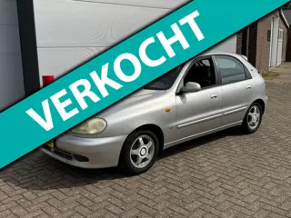 Daewoo Lanos 1.5 Europe 5 deurs! Elek pakket l Centraal l Stuurbekrachtiging l Trekhaak l 1e eigenaa