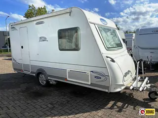 Caravelair Antares Luxe 400 met mover en deeltent