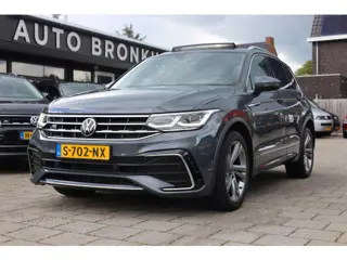 Volkswagen Tiguan 1.5 TSI 2X R-LINE | AUT | PANO | CAMERA | 1e EIG!