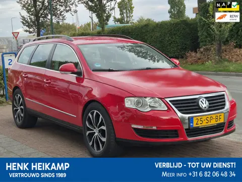 Volkswagen Passat Variant 1.6 FSI *APK 08-2027| Ruime Station