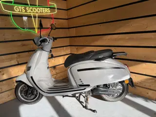 GTS Snorscooter E-Levanti (bj 2025, automaat)