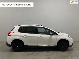 Peugeot 2008 1.2 PureTech Allure 5drs. Automaat Navi Clima Cruise Camera Trekhaak