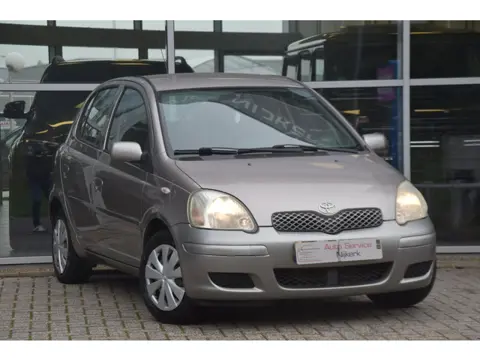 Toyota Yaris 1.3 VVT-i Sol 5DRS | NAP | APK | Trekhaak