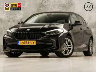 BMW 1 Serie 118i M Sport Automaat (APPLE CARPLAY, M PAKKET, GROOT NAVI, LEDER, SPORTSTOELEN, SFEERVE