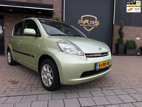 Daihatsu Sirion 2 1.3-16V Comfort Airco 5drs Elk.Ramen Trekhaak Apk volle jaar