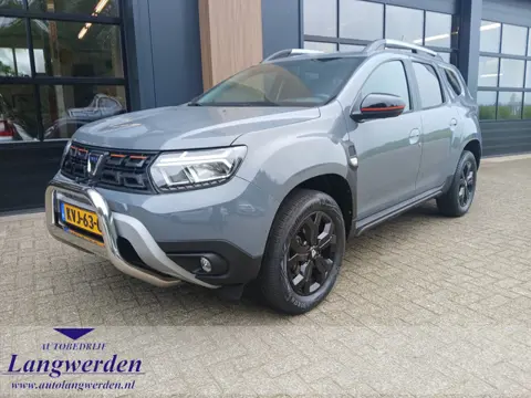 Dacia Duster 1.3 TCe 150pk automaat / trekhaak / camera / apple carplay / android auto