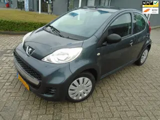 Peugeot 107 1.0-12V XR Nieuwe Apk