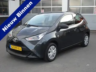 Toyota Aygo 1.0 VVT-i x-fun Airco, elektrische ramen, centrale vergrendeling, enz.