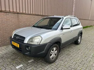 Hyundai Tucson 2.7i V6 4WD Style Automaat Clima Trekhaak