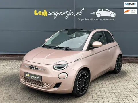 Fiat 500 C e Icon 42 kWh Cabrio *carplay *camera *ad. cruise