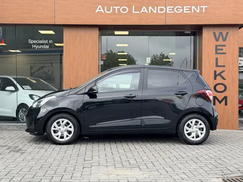 Hyundai i10 1.0i Premium Stoel/Stuur Verwarming | Airco | Fietsendragerhaak | Navi | Apple Carplay/A
