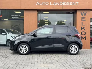 Hyundai i10 1.0i Premium Stoel/Stuur Verwarming | Airco | Fietsendragerhaak | Navi | Apple Carplay/A