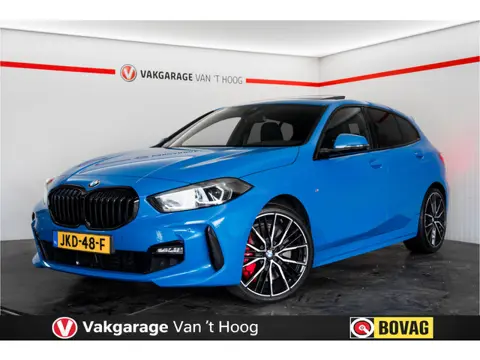 BMW 1-serie 120i M Sport Pro | Pano | Adapt. LED | M Sportrem | Stoel+Stuurverw. | Camera