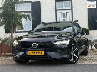 Volvo V60 2.0 B3 Momentum Advantage|Hybrid|Stoel+Stuurverwarming|
