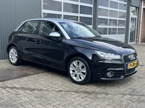 Audi A1 Sportback 1.2 TFSI Attraction Pro Line Zilver edition Airco 5-Deurs Telefoonverbinding  All 
