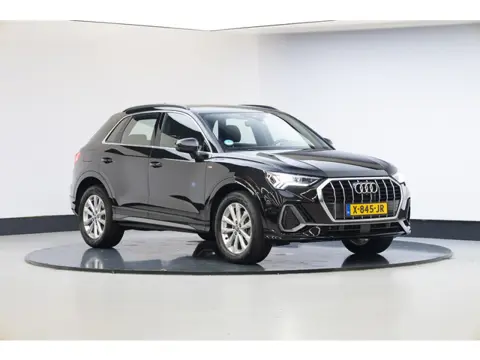 Audi Q3 45 TFSI e S edition | 360 Graden | Stoelverw. | Leren Bekleding |
