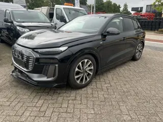 Audi Q6 e-tron edition performance 100 kWh S-LINE € 27500,- NETTO