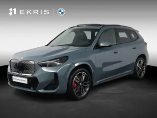 BMW iX1 eDrive20 67 kWh M Sport Edition | SOH 100% | Trekhaak | Panoramadak | 19inch | M-Sport Pro