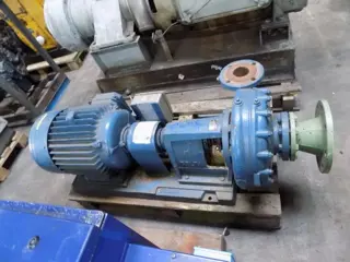 Diversen vuilwater pomp (bj 1995)