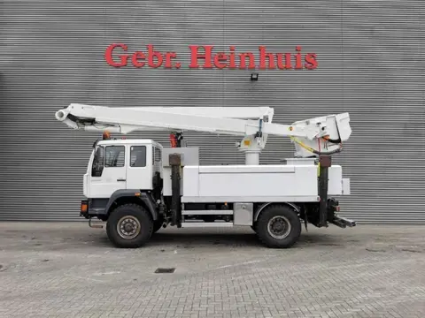 MAN LE 18.280 4x4 Altec TA 60 3 Persons 20.3 meter 46 kV Isolated!
