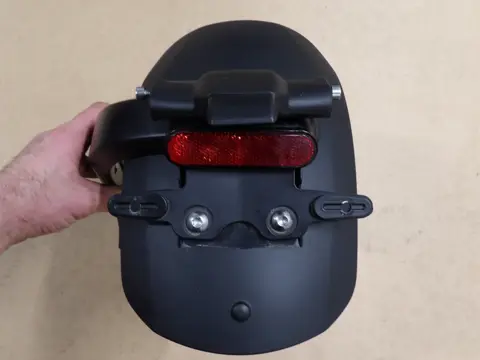 ACHTER SPATBORD Triumph Trident 660 2021 - 2023