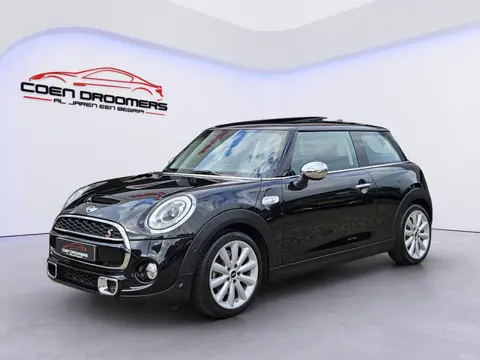 MINI Cooper S 2.0 Chili Serious Business /Apple Carplay/Panodak/Leder/Stoelverw./Cruise Contr./Clima
