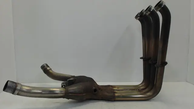 UITLAATBOCHTEN Yamaha FJR 1300 2003 - 2005