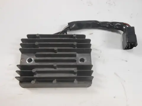 SPANNINGSREGELAAR Suzuki GSX R 600 2004 - 2005