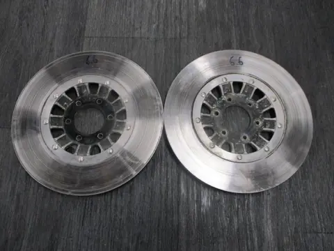 REMSCHIJVEN SET Suzuki GS 550 1977 - 1978