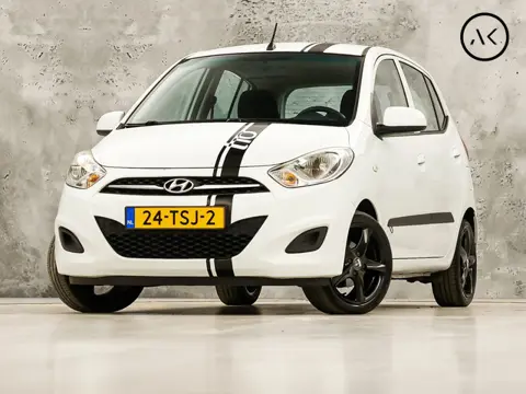 Hyundai i10 1.1 i-Drive Sport (AIRCO, SPORTSTOELEN, LM VELGEN, ELEK RAMEN, NIEUWSTAAT)