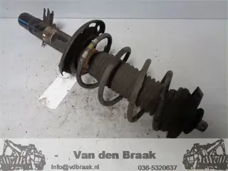 Citroen C3 1.2 VTi 2010-2016 Veerpoot rechts voor