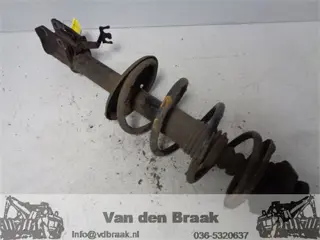 Dacia Logan 2007-2013 Veerpoot voorzijde