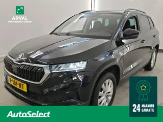 Skoda Karoq 1.0 TSI 110pk Business Edition | Trekhaak | Half Leder/Stof | LED | CarPlay | Navigatie 