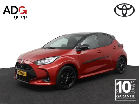 Toyota Yaris 1.5 Hybrid Executive | Leder Stof bekleding | Navigatie | Panoramadak | Stoelverwarming